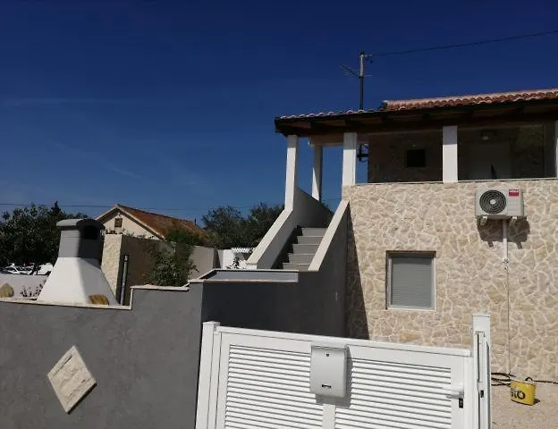 Casa de Férias Skalinada Vila Vir