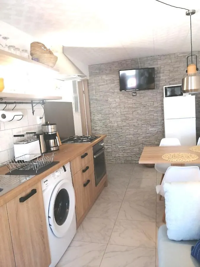Skalinada Vila Vir